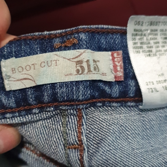 2000's Levi's 515 bootcut jeans - Picture 9 of 9